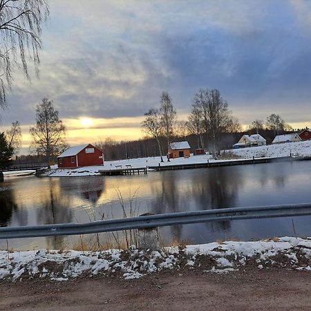 Myntloftet Borlänge med inglasad bubbelbad och bastu Exteriör bild