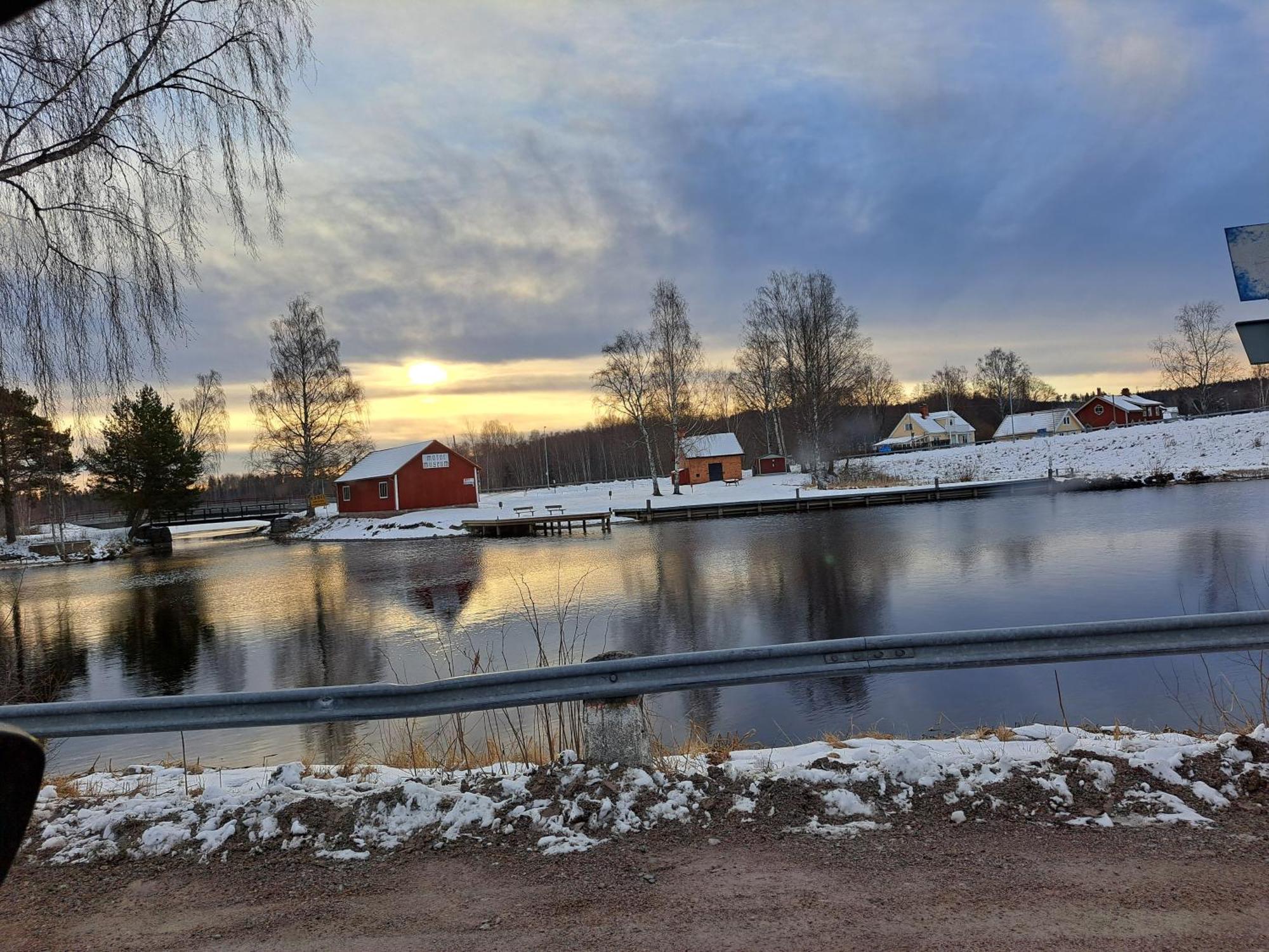Myntloftet Borlänge med inglasad bubbelbad och bastu Exteriör bild