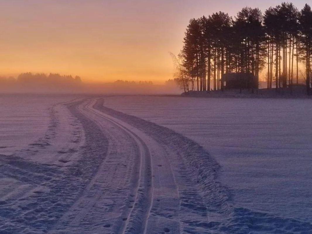 Myntloftet Borlänge med inglasad bubbelbad och bastu Exteriör bild